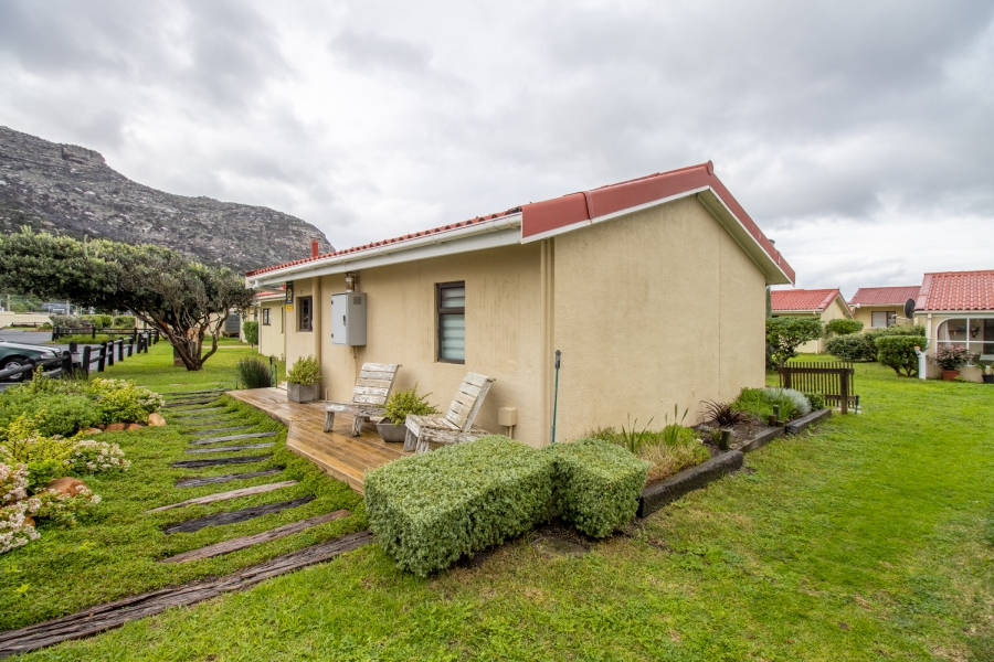 1 Bedroom Property for Sale in Fish Hoek Western Cape